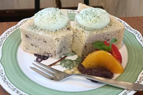 小豆のシフォンケーキ